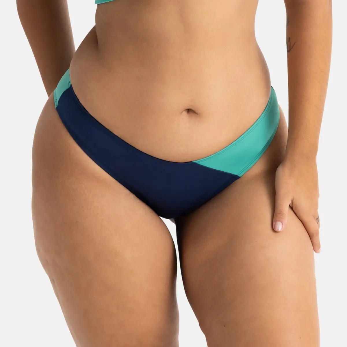 dorina_majtki_brazyliany_aravina_kolor_granatowy_-_turkusowy_fxbz0011mi010_02