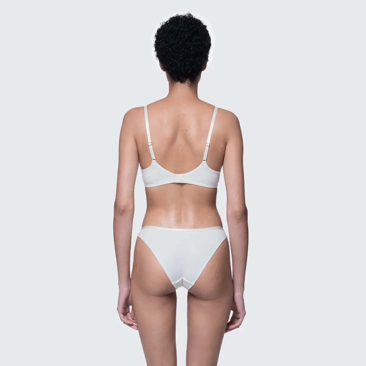 dorina_majtki_brazyliany_precious_kolor_ecru_d000902mi032_02