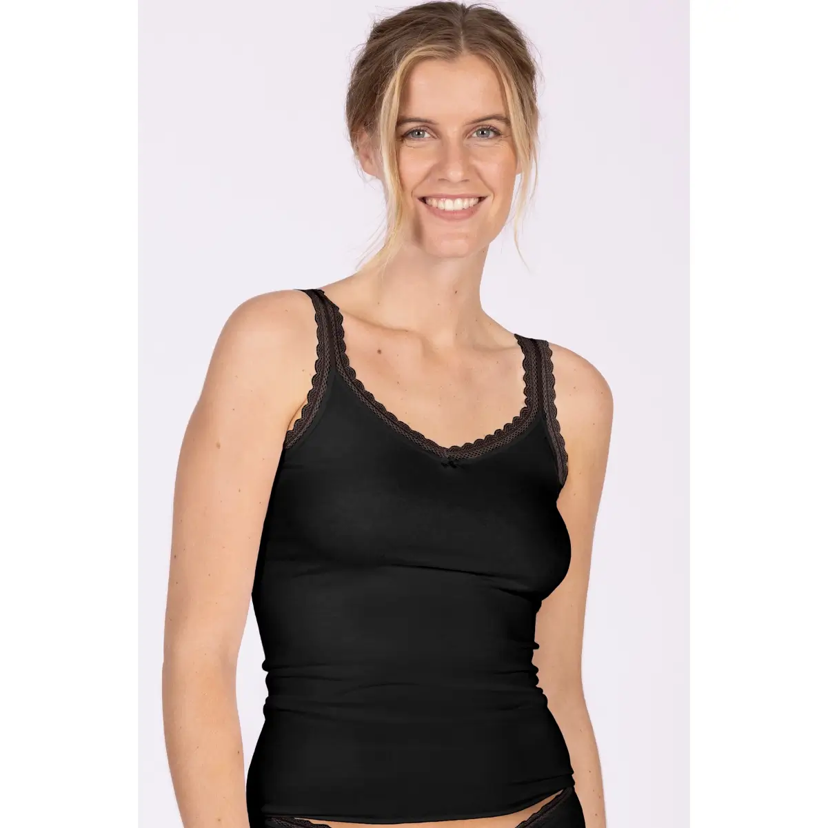 NVC Koszulka wąskie ramiączka Simply kolor Czarny 74350950